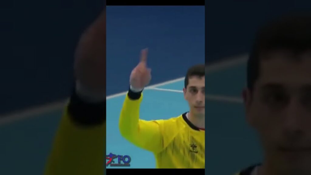 وحد من افضل تصديات حارس غلمنتخب الوطني التونسي 🇹🇳#ياسين_بالقايد اليوم امام #احمد_الاحمر 😍😍