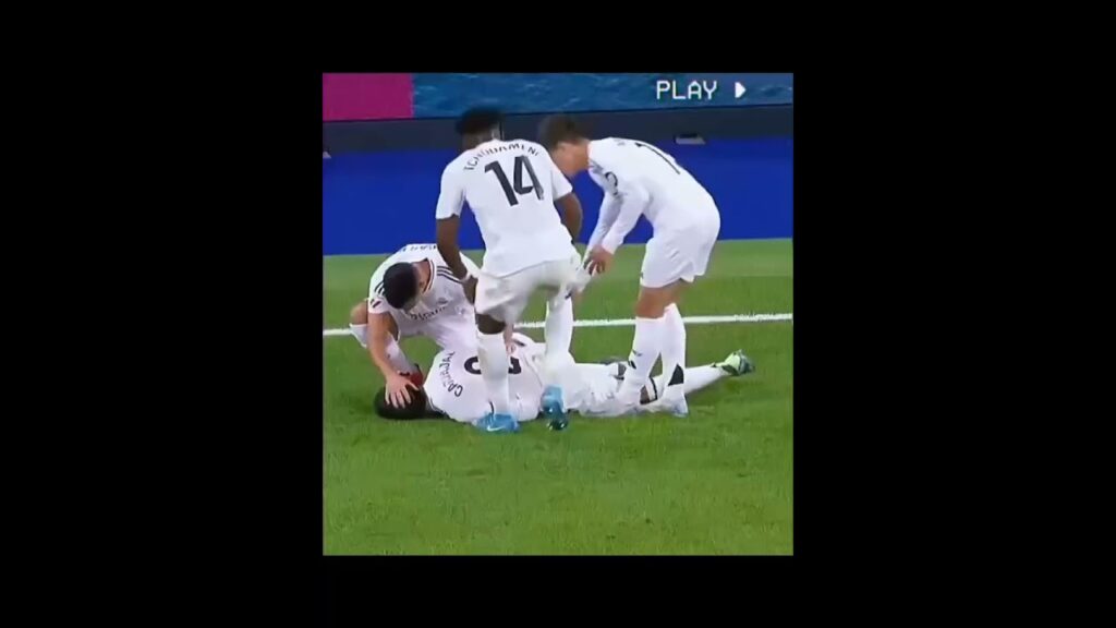 futball-carvajal travma #short #carvajal #real_madrid #futball ⚽😭