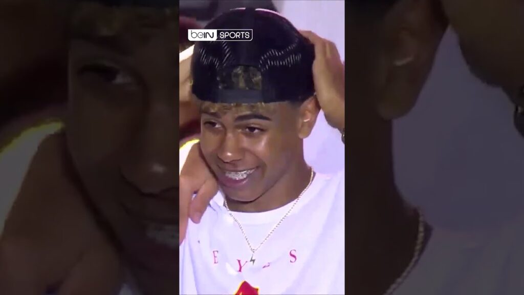 🇪🇸🎤  Morata chante son amour à Yamal ! #Shorts