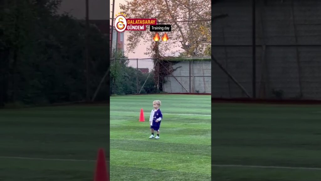 Ciro Mertens Babasının İzinden Gidiyor! #shorts #galatasaray