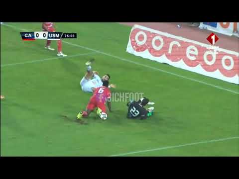 إصابة خــــ......طيرة جداً لحارس النادي الافريقي معز حسن. أمام الاتحاد المنستيري