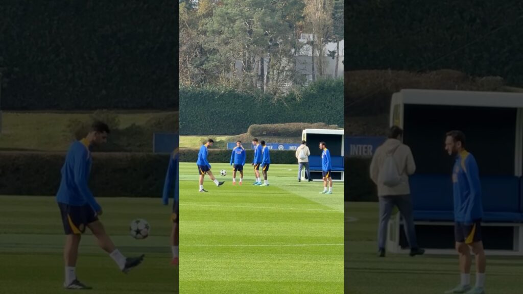 Taremi and Calhanoglu, keeping the ball up 🪄🔥 #IMInter #Shorts