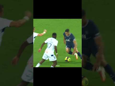 Achraf Hakimi 🙂‍↔️ #dribbling #skills @PSG #hakimi