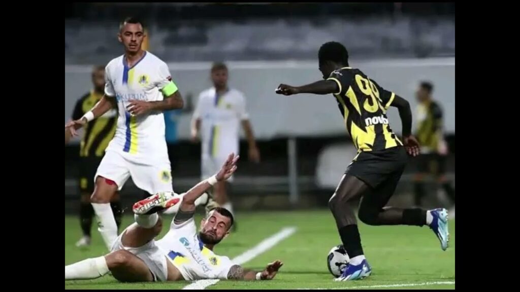 Clayton Diandy 🇸🇳 : Le Successeur Idéal d'Ismaila Sarr 🇸🇳 sur le Flanc Droit