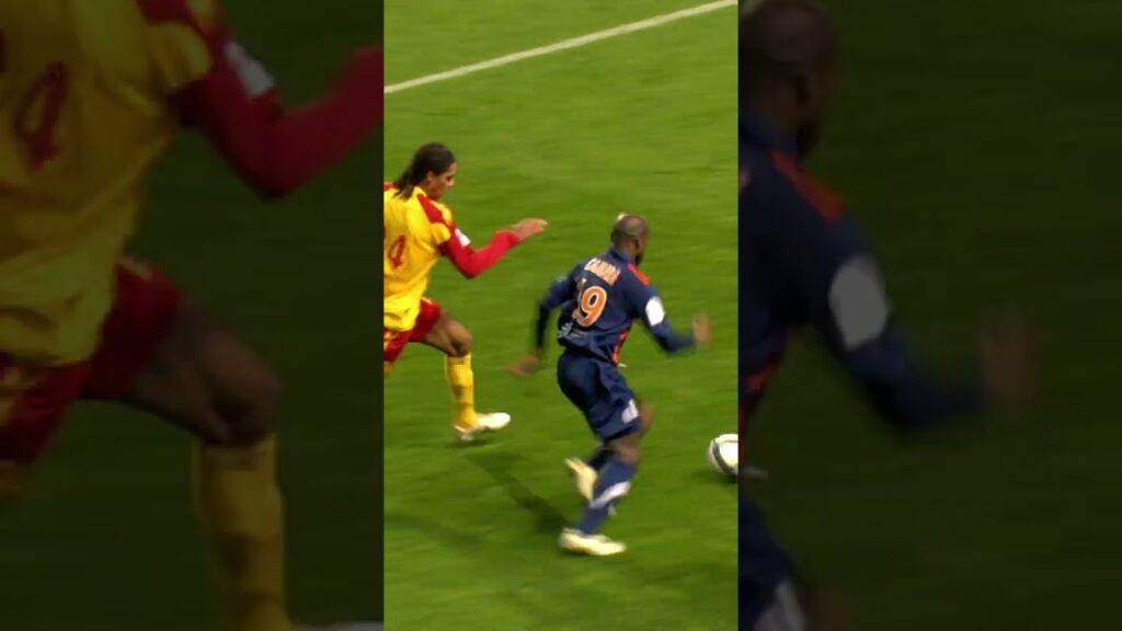 Quand Raphaël Varane faisait ses débuts en Ligue 1 à seulement 17 ans 🌟 (c'était y a 13 ans) #varane