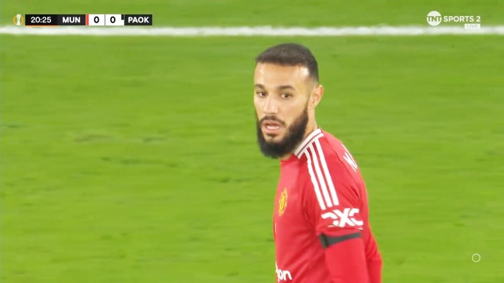 Noussair Mazraoui vs PAOK Home (07/11/2024)