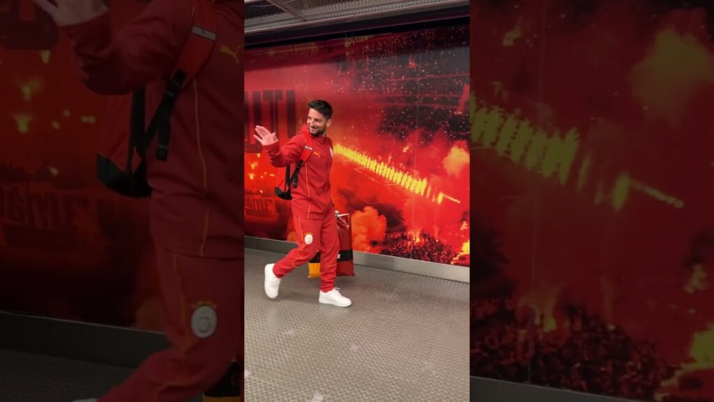 Dries Mertens’in yanında bu kez Ciro yoktu 🥲 #galatasaray