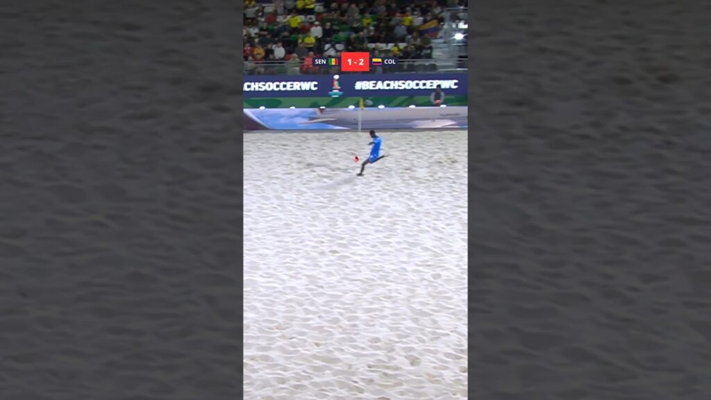 Beach Soccer Goalkeeper Goal🔥 #football #skills #goals #fifa #beachsoccer #colombia #senegal