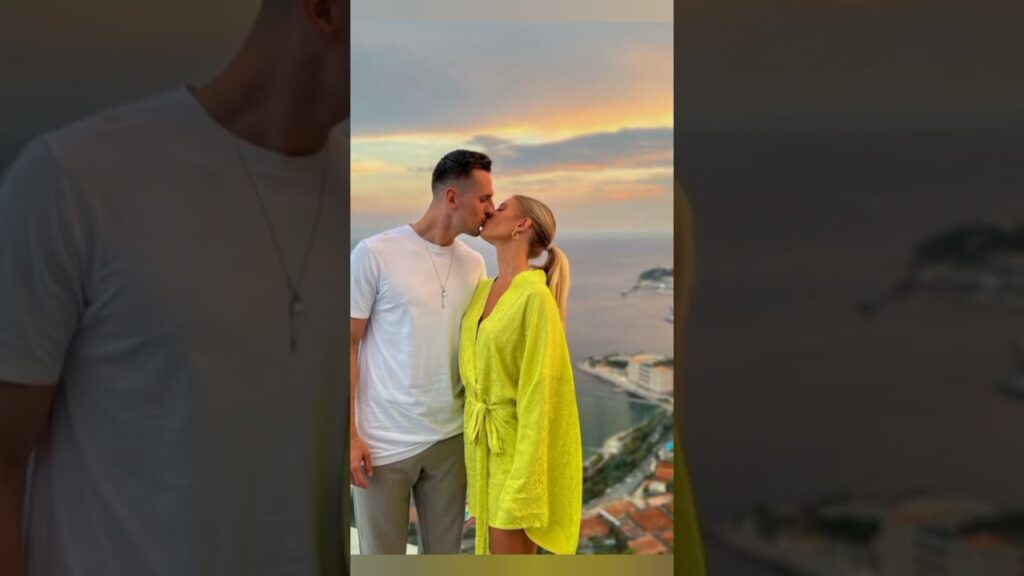 Arkadiusz Milik Beautiful Family,#youtube #youtubeshorts #trending #shorts #viral #motivation #memes