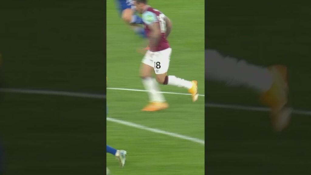 Another WORLD-CLASS save from Jordan Pickford! 😱 #football #save #premierleague