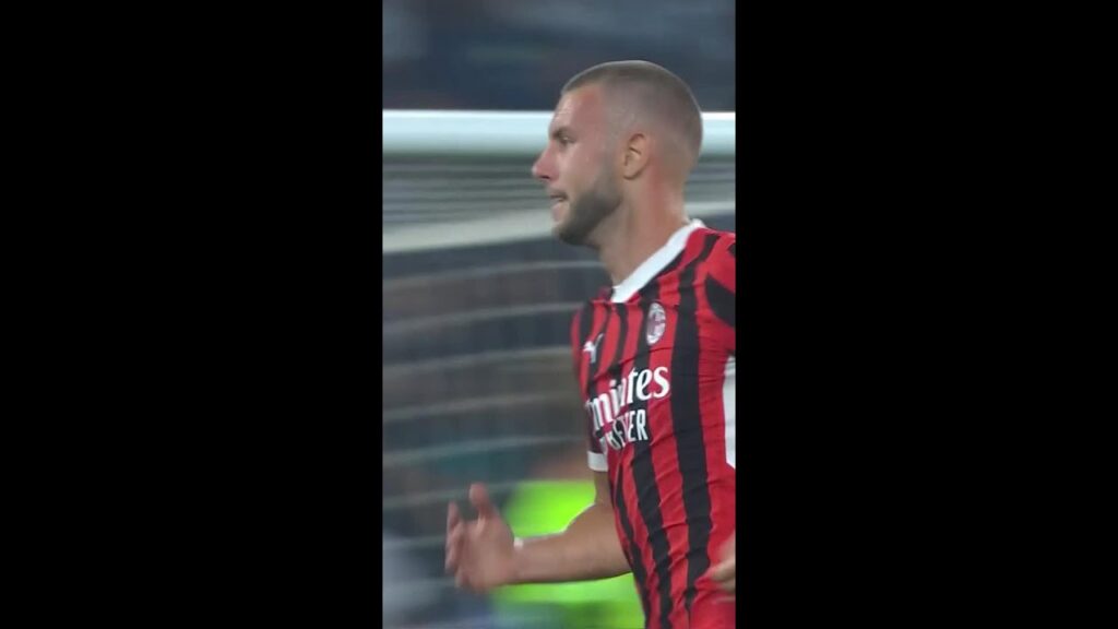 ¡De salvar un gol a marcar otro en cuestión de segundos! El soldado Strahinja Pavlović al rescate