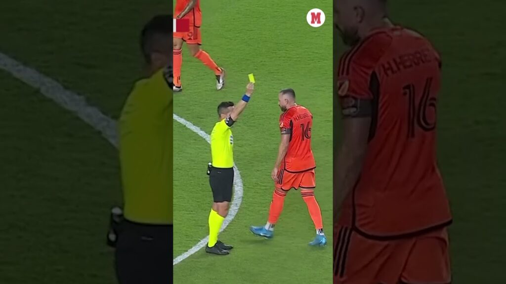 Hector Herrera es expulsado por escupir al árbitro I MARCA