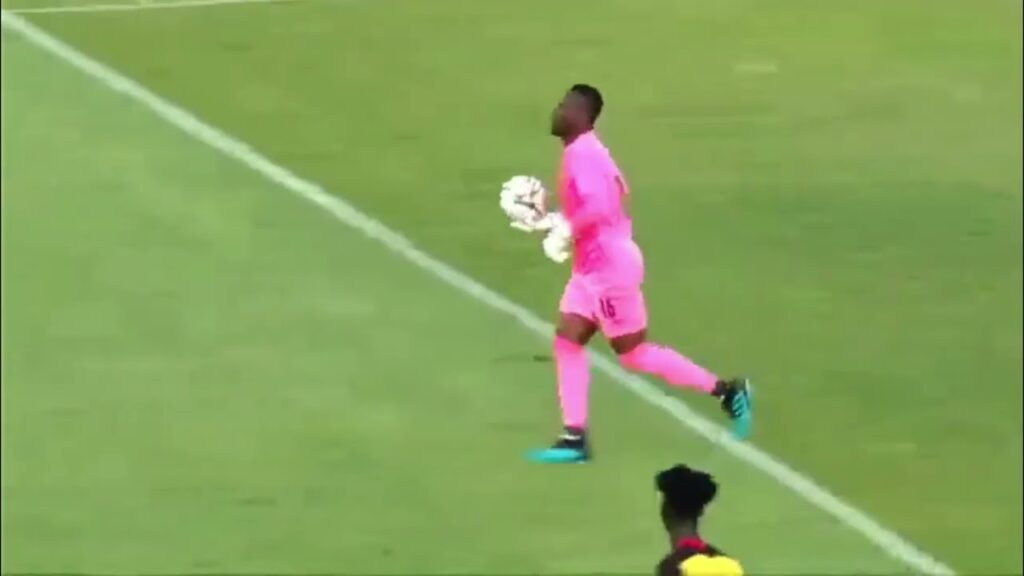 WATCH HOW GOAL-KEEPER DANLAD IBRAHIM KEPT 2 CLEAN SHEETS AGAINST BENIN-2022 CHAN QUALIFICATION