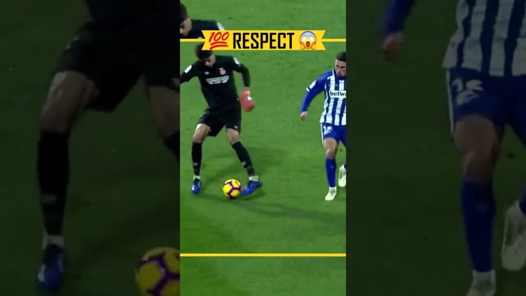 GOALKEEPER SKILLS 🔥⚽️🤯 #football #bounou #shorts ⬇️ SUBSCRIBE ⬇️