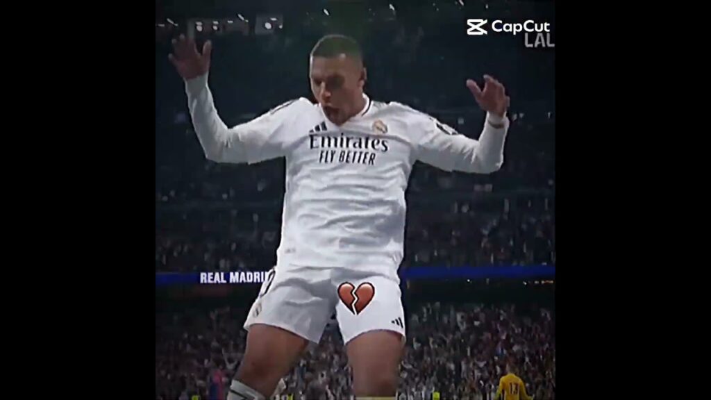 Afif mocking Mbappé 😭💀  #akram_afif #alsadd  #mbappe #realmadrid #kilyan #offside