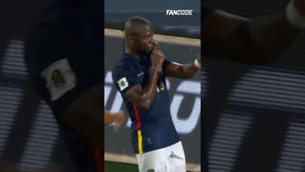 A sublime solo effort from Enner Valencia gave Ecuador a crucial away win against Colombia! 👏