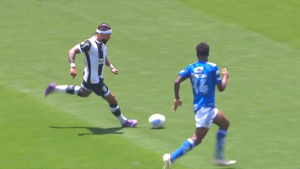 Memphis Depay Scores BRILLIANT Goal vs Cruzeiro | 20/11/2024