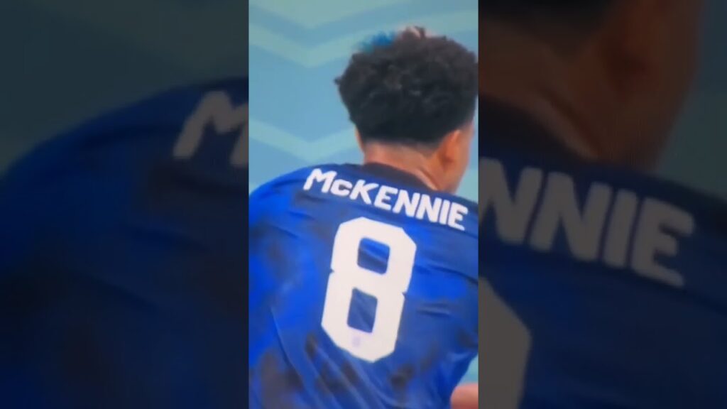 McKennie wipes his hands on photographer