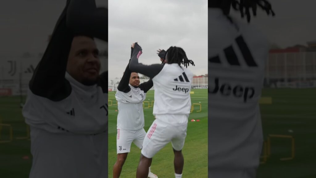 😂 MCKENNIE e KEAN DELIRANO #shorts #juventus #mckennie #kean