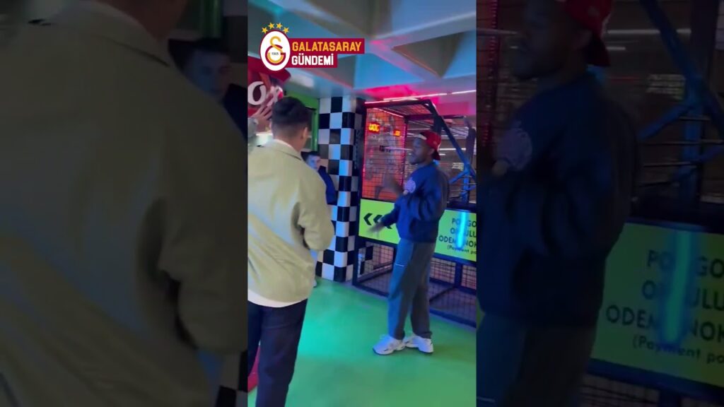 Michy Batshuayi, boks makinesinde kendisini deniyor 😬 #shorts #galatasaray