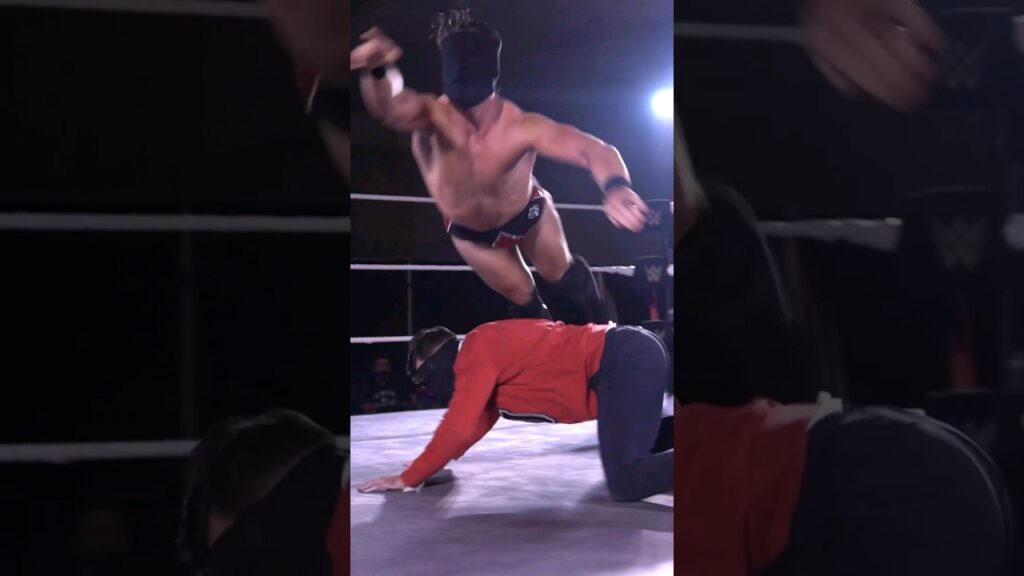 LMAO Blindfolded match between JD McDonagh & Andre Chase 🤣😂🤣😂 #wwenxt #wwe #wrestling #smackdown