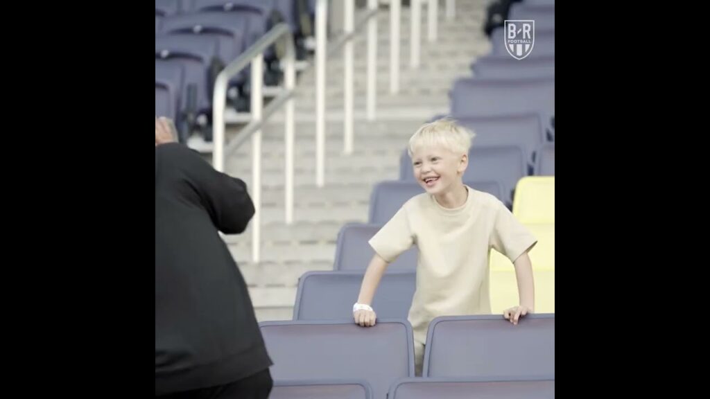 Emma Hayes' son Harry is loving their US adventure ❤️🇺🇸