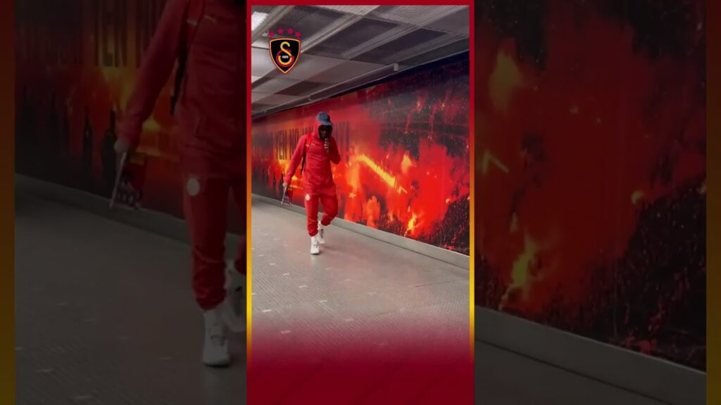 Michy Batshuayi, Kendine Has Tarzıyla Stadyumdan Böyle Ayrıldı (Galatasaray 2-2 Eyüpspor) Michy Batshuayi, Kendine Has Tarzıyla Stadyumdan Böyle Ayrıldı (Galatasaray 2-2 Eyüpspor)