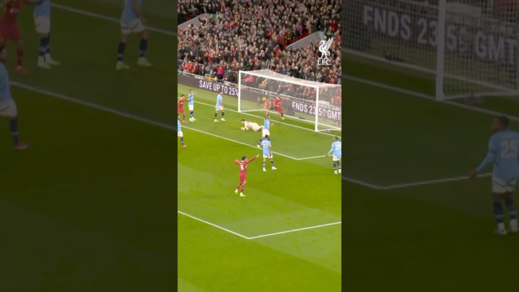 Gakpo in front of the Kop… again! 👊