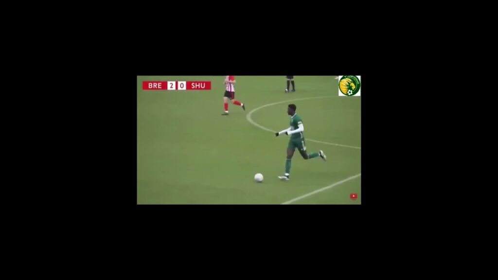 Iliman Ndiaye en 2021 avec les jeunes de Sheffield United