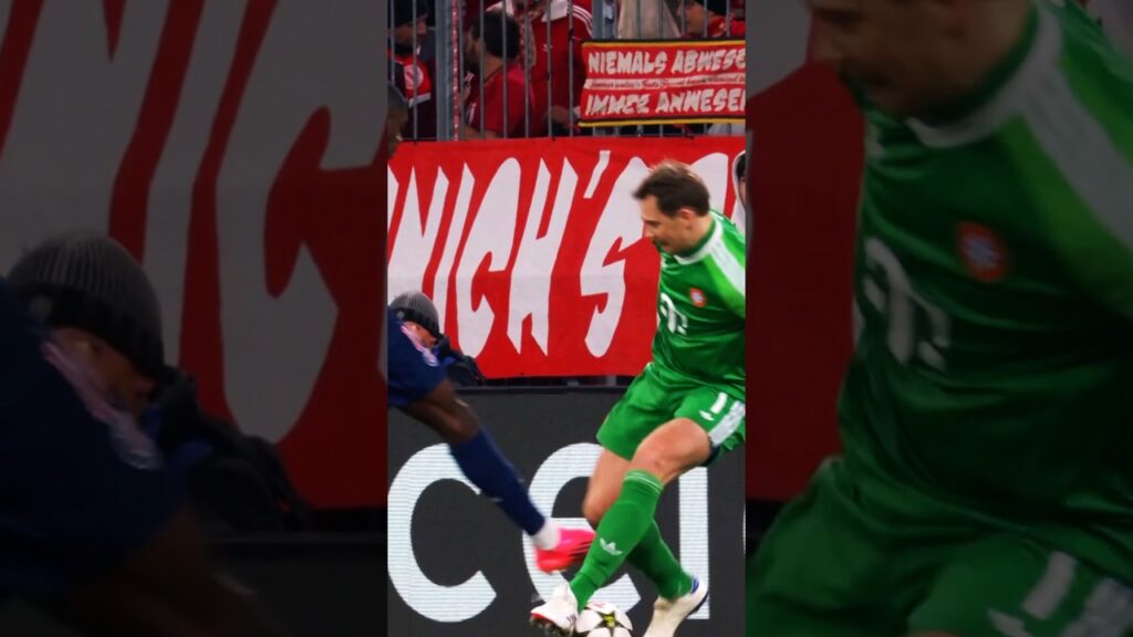 Neuer is too cool 😎