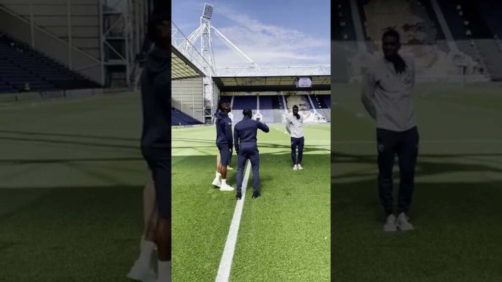 Ismaïla Sarr et ses coéquipiers