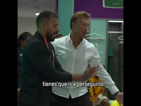 Hervé Renard en entretiempo de Arabia Saudita vs Argentina (Sub español)