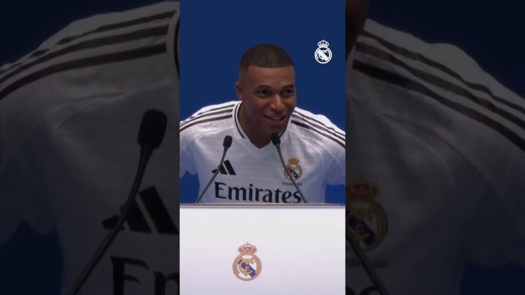"HALA MADRID!" Kylian Mbappe unveiled to 80,000 fans at the Bernabeu! ⚪