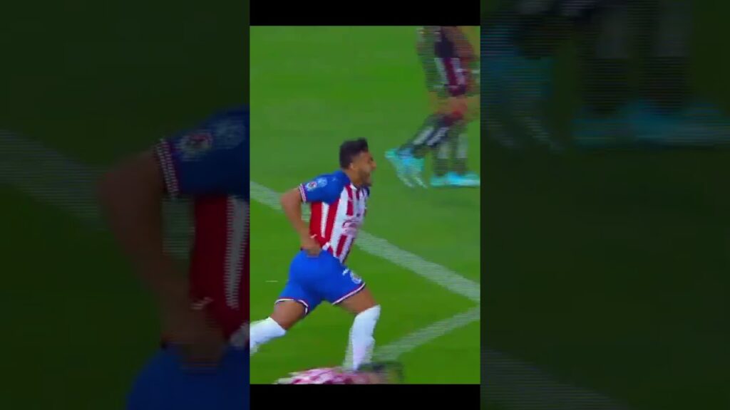 MOMENTOS QUE MANTIENEN HUMILDE A ALEXIS VEGA🥰