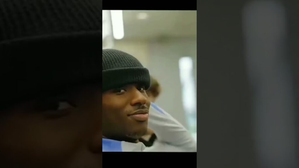 Pape Matar Sarr et Son Heung-Min  après  la victoire contre Manchester City