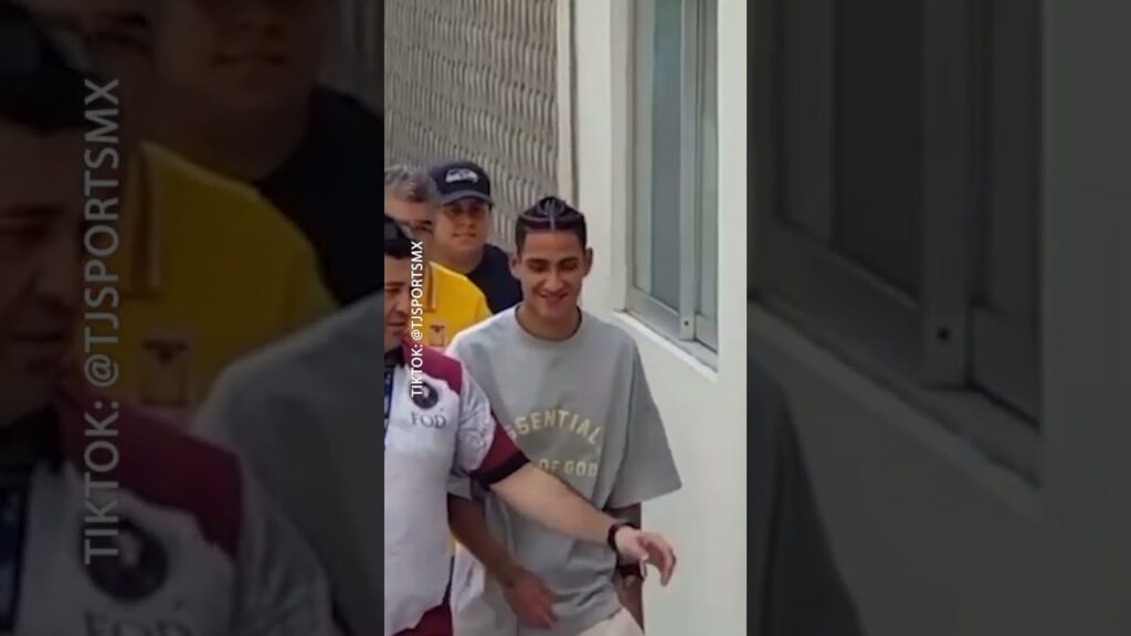 Uriel Antuna es ABUCHEADO en su LLEGADA a Monterrey para REFORZAR a Tigres