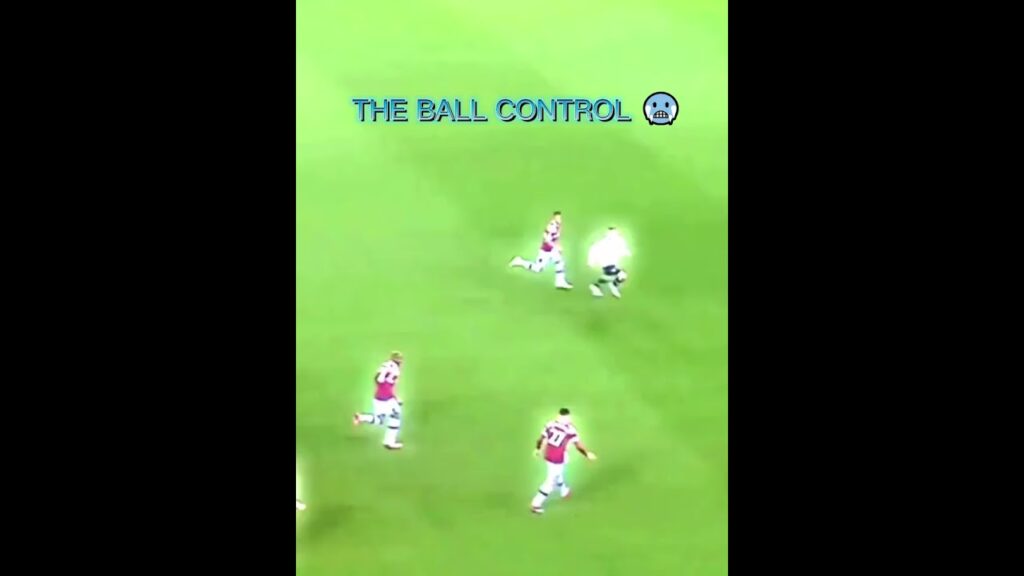 Nayef Aguerd Control 😍