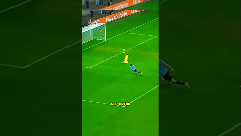 Goal yang membuat malu 🥺 ! #football #goal #goals #cavani #ball