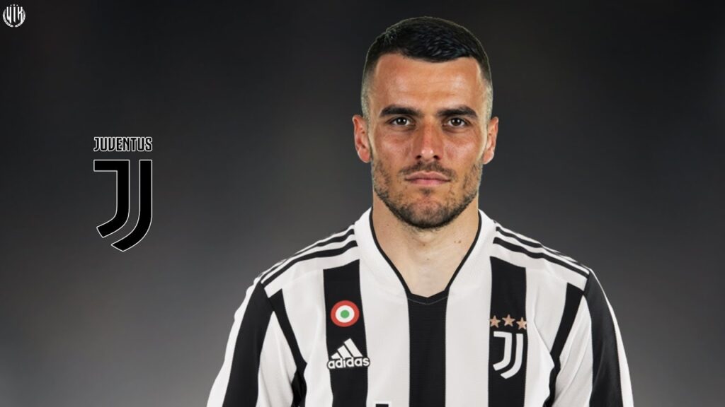 Welcome to Juventus, Filip Kostic ⚫⚪ (via lukalazicluka on tiktok)
