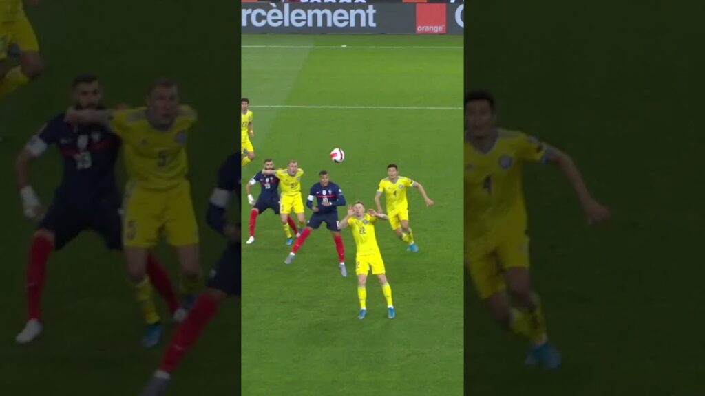 Joyeux anniversaire à Kylian Mbappé qui fête ses 2️⃣6️⃣ans aujourd'hui 🎂✨  #fff  #football  #mbappe