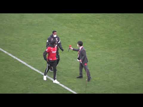 トーマス・デン選手の退団挨拶 浦和レッズ2021年最終節後セレモニー