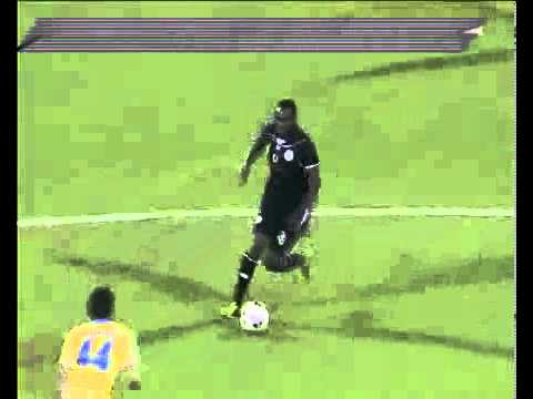 هدف خرافي من منتصف الملعب بأقدام قطرية