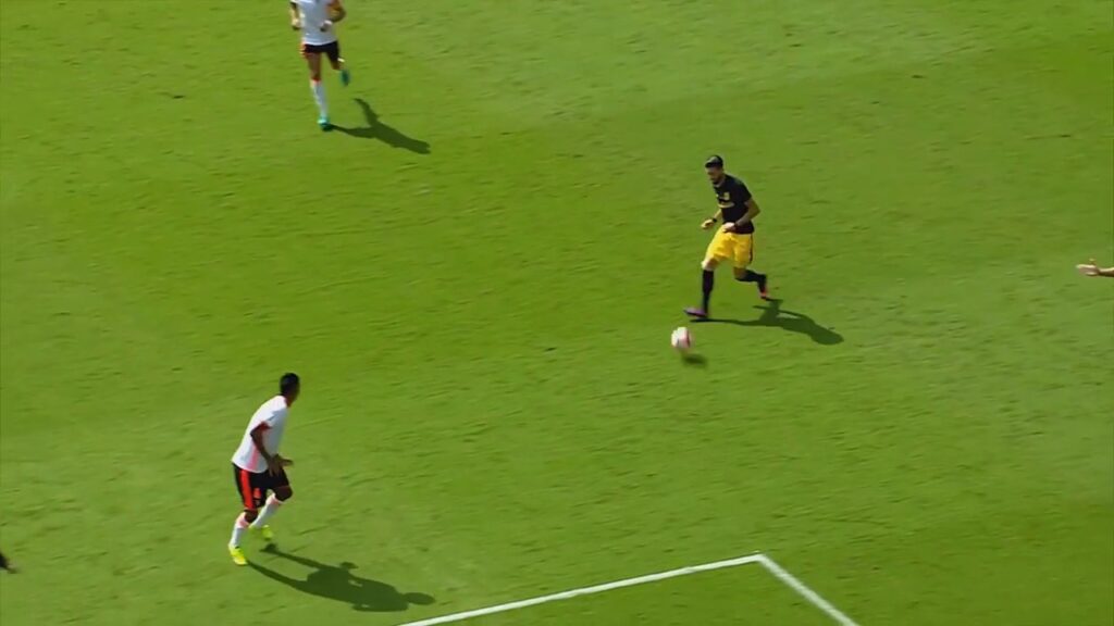 Yannick Carrasco great skill vs Valencia HD