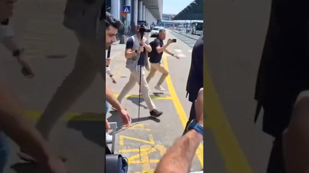 Finalmente Medi Taremi sbarca a Milano🖤💙⭐⭐💪🏼💪🏼💪🏿