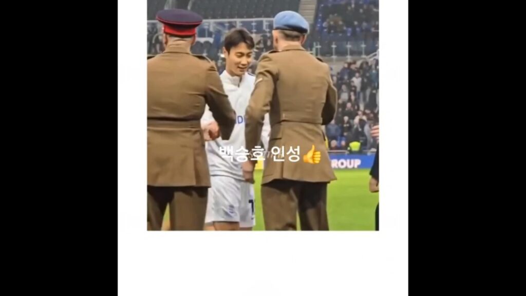 해외에서 칭찬받는 대한민국 미드필더 백승호(버밍엄 FC) 인성#shorts