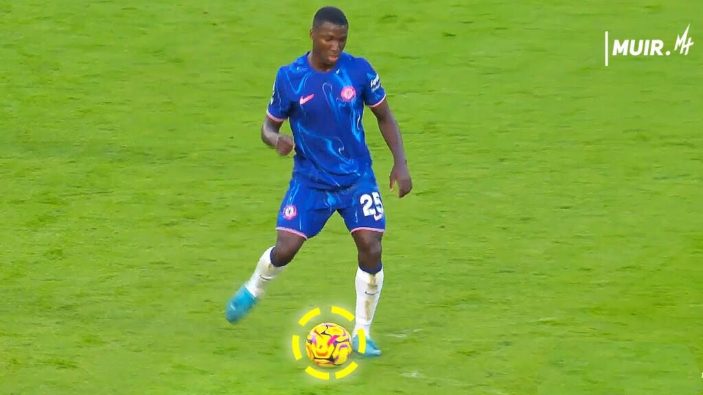 Moisés Caicedo Dominating the Midfield!