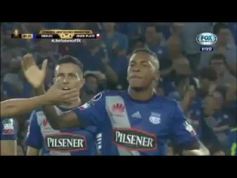 El Golazo de Airton Preciado ante River Plate en el Capwell