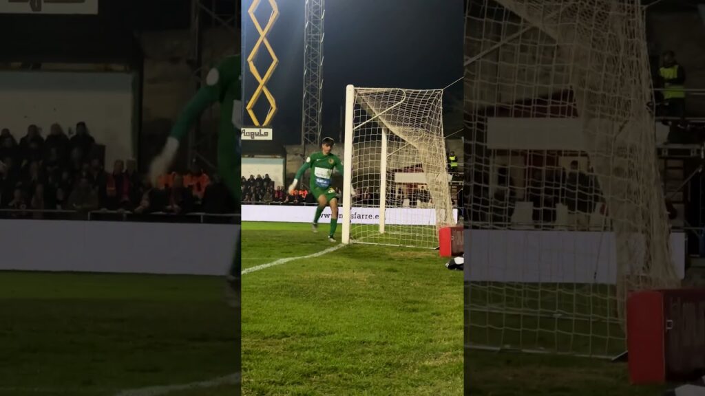 🤩 Eric Garcia scored Barça's first goal of the new year! #fcbarcelona #shorts