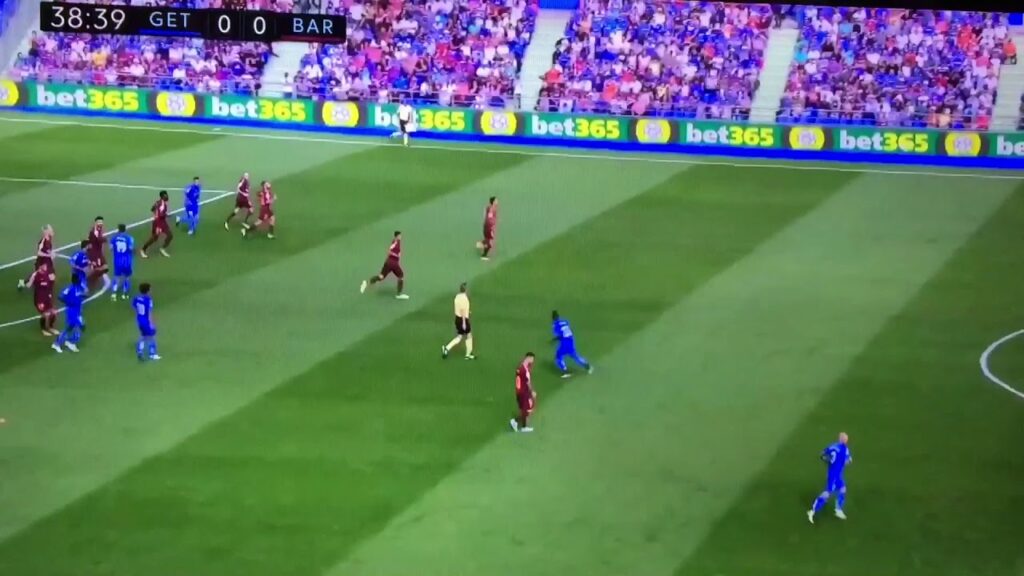 柴崎岳、FCバルセロナから超絶ゴ〜ル！ヘタフェvsバルセロナGaku Shibasaki〈Getafe〉 16/09/2017