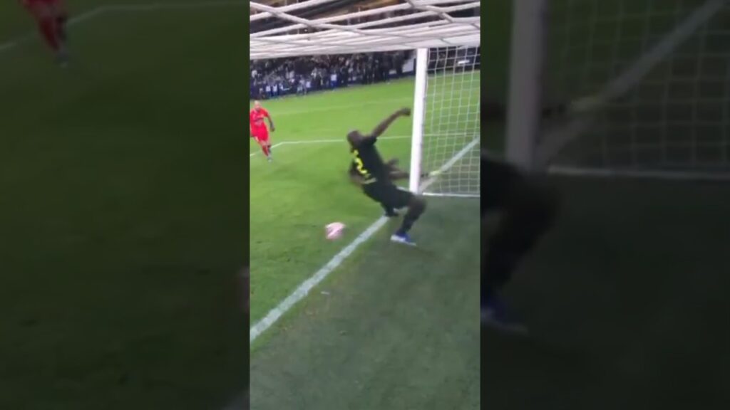 😱 Sauvetage incroyable de Danilo Pereira sur sa ligne (Al Ittihad vs Al Hilal) #football #shorts